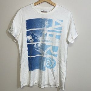 4/$24🦩 Aero Graphic Tee